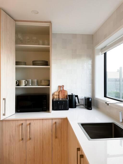 Chic City Centre Townhouse Christchurch Exterior foto